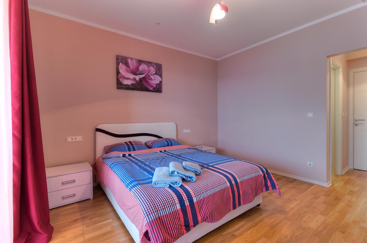 Harmonia Apartment