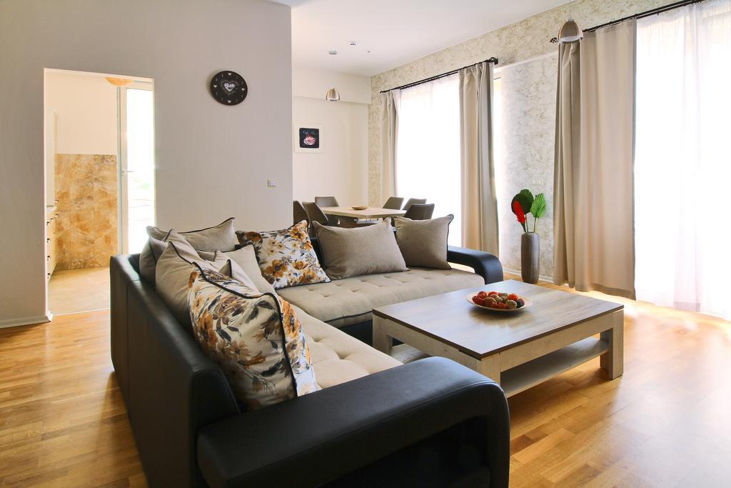 Apartment Harmonia