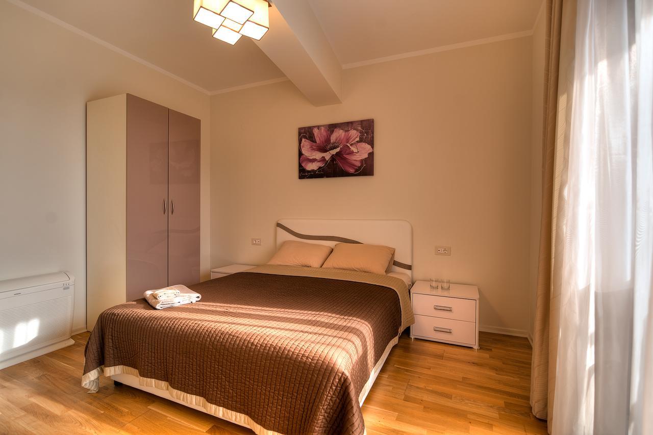 Harmonia Apartment