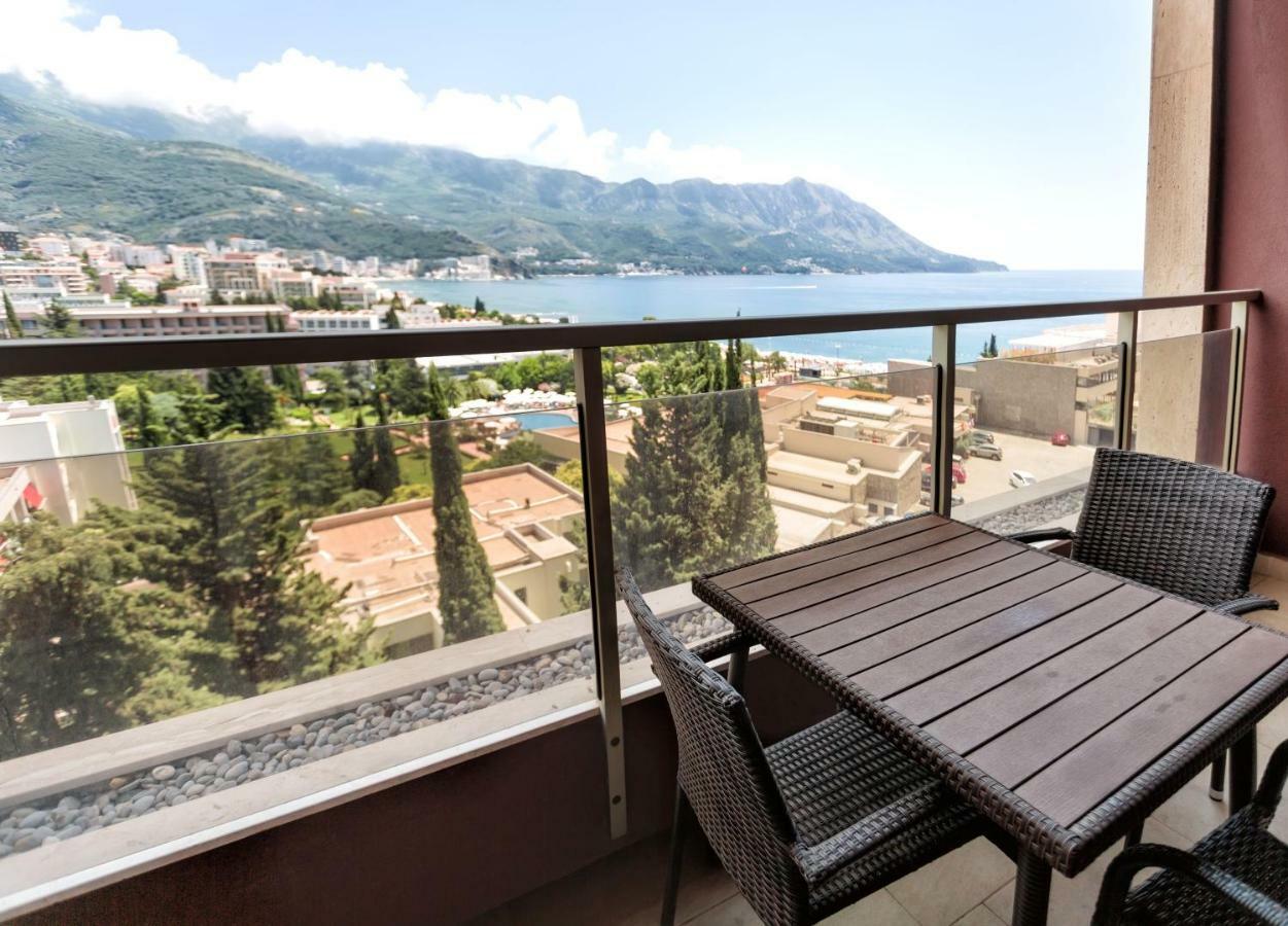 Harmonia Apartment *